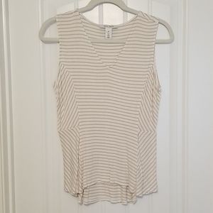 White House Black Market top